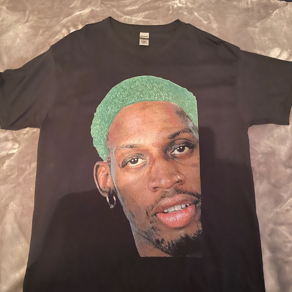 Dennis Rodman Hair Tee Sz L never worn